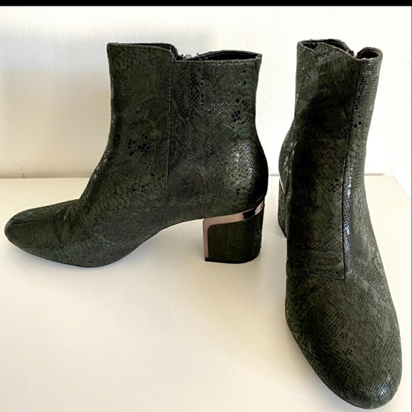 DKNY Ankle Boots Python - Picture 3 of 6